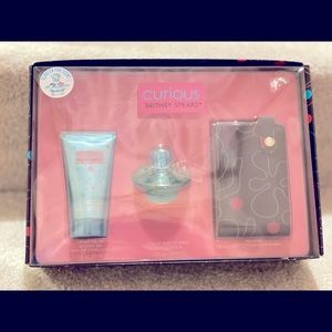 CURIOUS by BRITNEY SPEARS Gift Set (new with box)